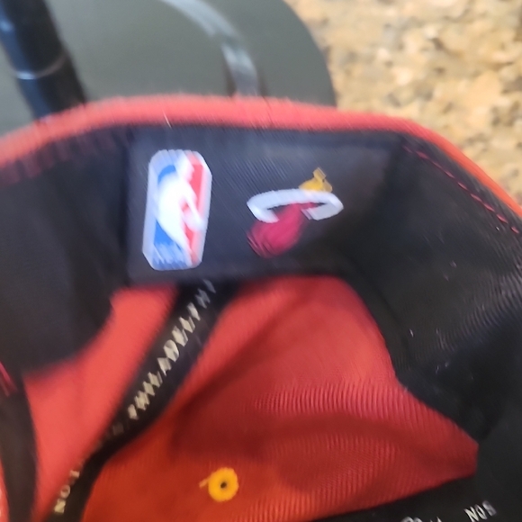 Miami‎ Heat Mitchell And Ness  Cap - Picture 3 of 5